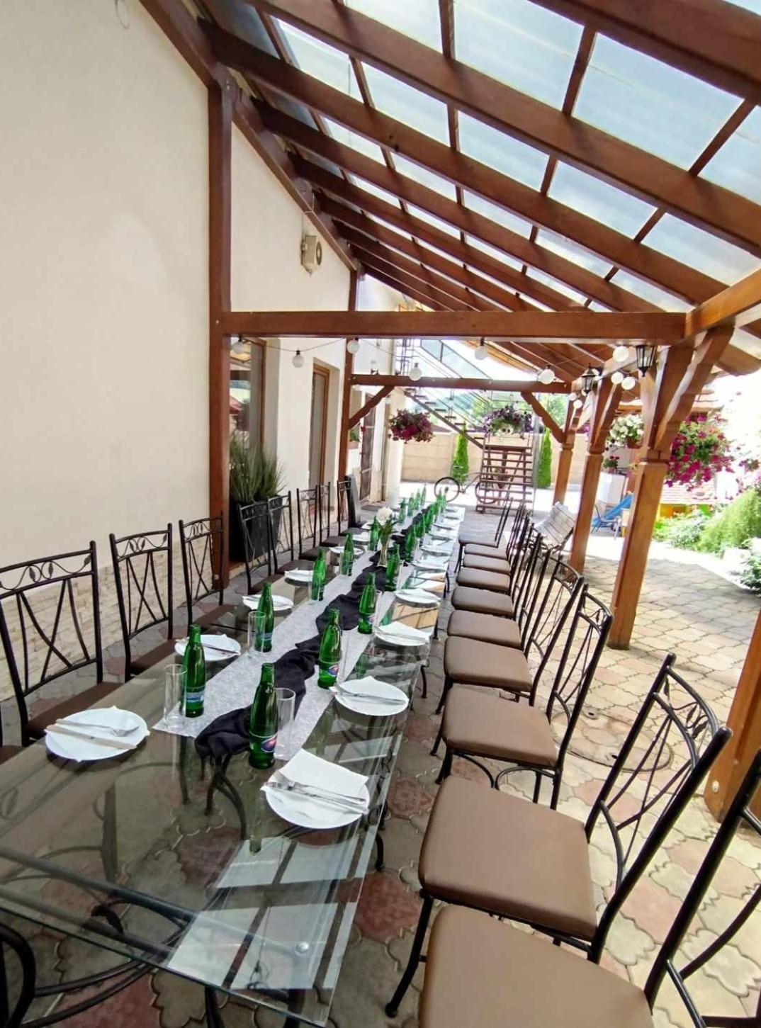 Penzion Contesa Rožňava Extérieur photo